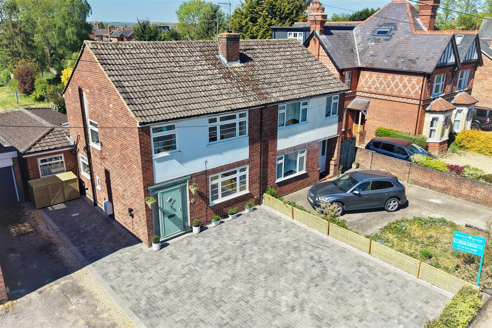 School Road, Tilehurst, Reading